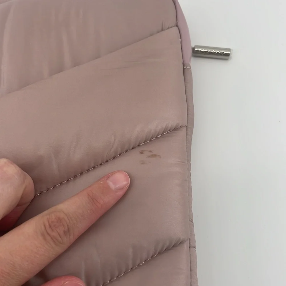 Caraa x Athleta Tech Pouch in Nouveau Rose A14